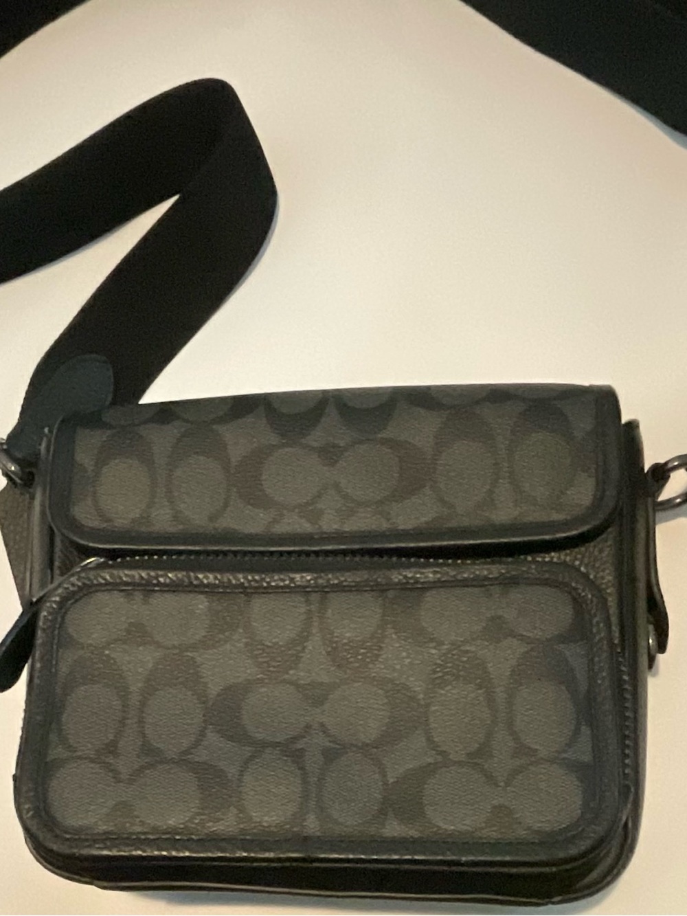 Coach Black/Charcoal Signature Messenger Crossbody Bag